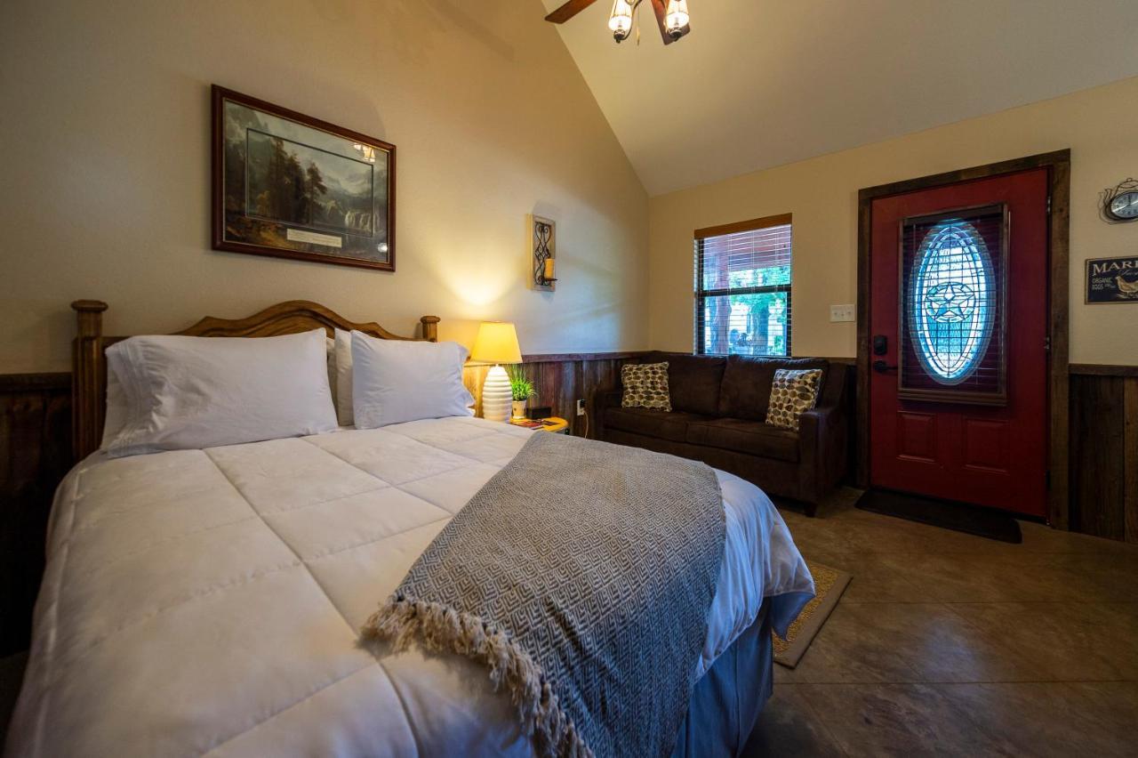 Cabin 1 Rental 15 Minutes From Magnolia And Baylor Waco Luaran gambar